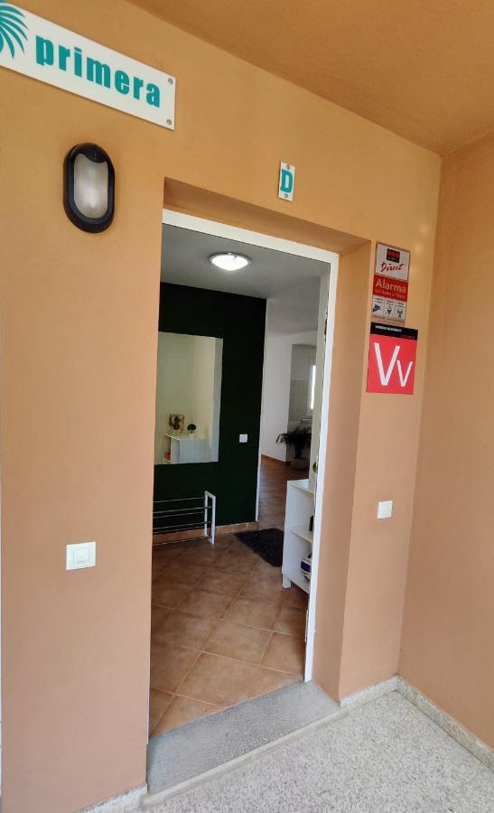 Tres Islas Apartment - 70 M2 Private Terrace Corralejo Eksteriør billede
